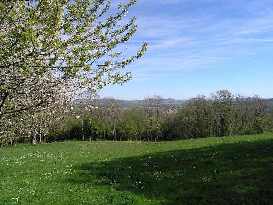 Les Jardins Des 3 Provinces- Gite Montcharvot Bagian luar foto